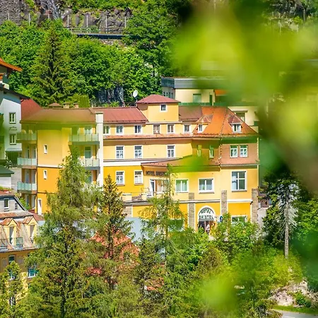 Oda ve Kahvaltı Bristol 3*